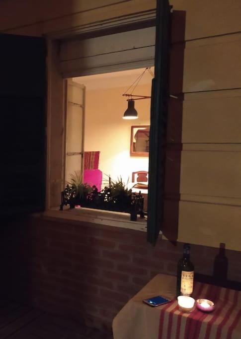 Vintage Studio Apartment, Garden And Free Parking Budapest Bagian luar foto