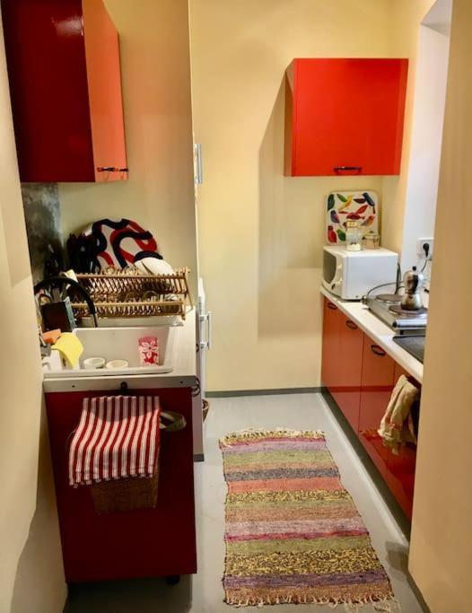Vintage Studio Apartment, Garden And Free Parking Budapest Bagian luar foto